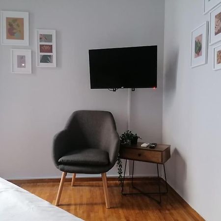 Minimal Studio Varnava Square - Kallimarmaro Area Atene Esterno foto