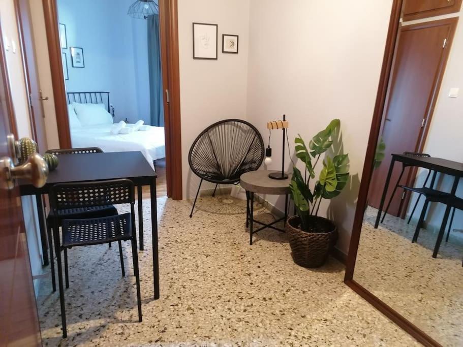 Minimal Studio Varnava Square - Kallimarmaro Area Atene Esterno foto